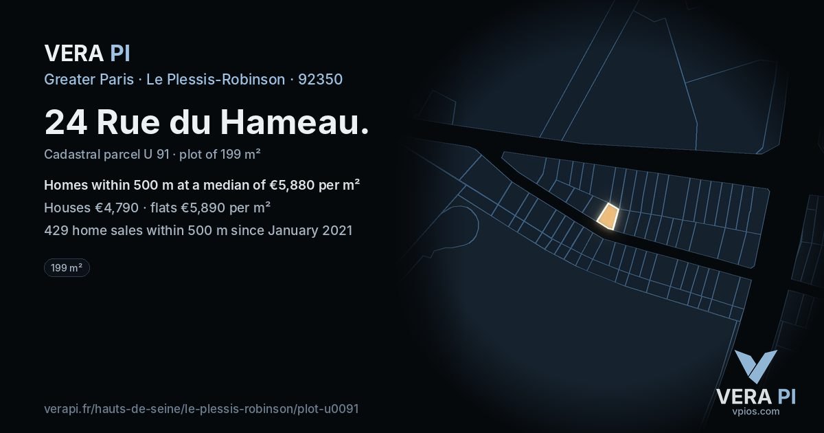 24 Rue du Hameau, Le Plessis-Robinson at night – the plot lit, the parcels around coloured by the prices near them