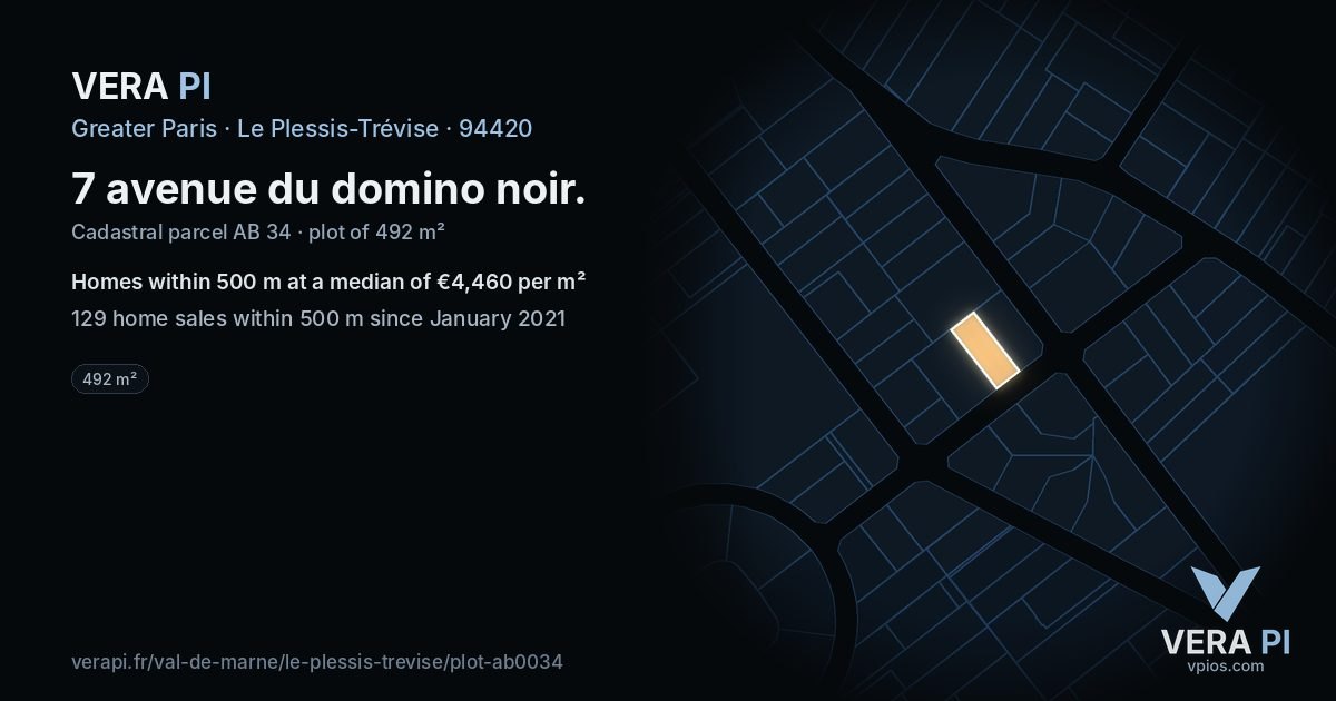 7 avenue du domino noir, Le Plessis-Trévise at night – the plot lit, the parcels around coloured by the prices near them