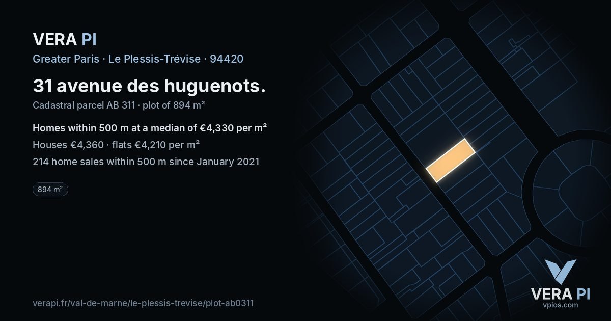 31 avenue des huguenots, Le Plessis-Trévise at night – the plot lit, the parcels around coloured by the prices near them