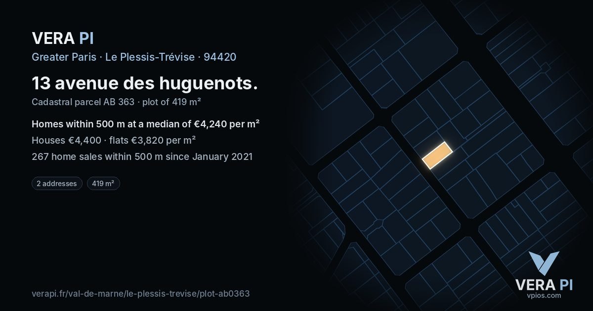 13 avenue des huguenots, Le Plessis-Trévise at night – the plot lit, the parcels around coloured by the prices near them