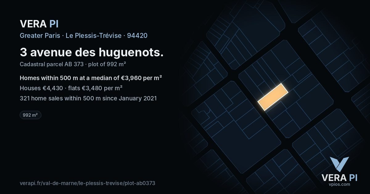 3 avenue des huguenots, Le Plessis-Trévise at night – the plot lit, the parcels around coloured by the prices near them