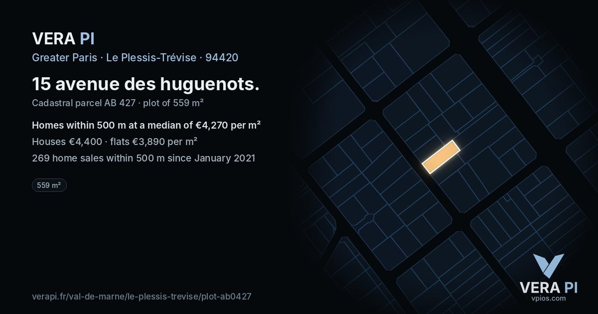 15 avenue des huguenots, Le Plessis-Trévise at night – the plot lit, the parcels around coloured by the prices near them