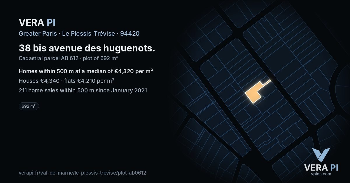 38 bis avenue des huguenots, Le Plessis-Trévise at night – the plot lit, the parcels around coloured by the prices near them