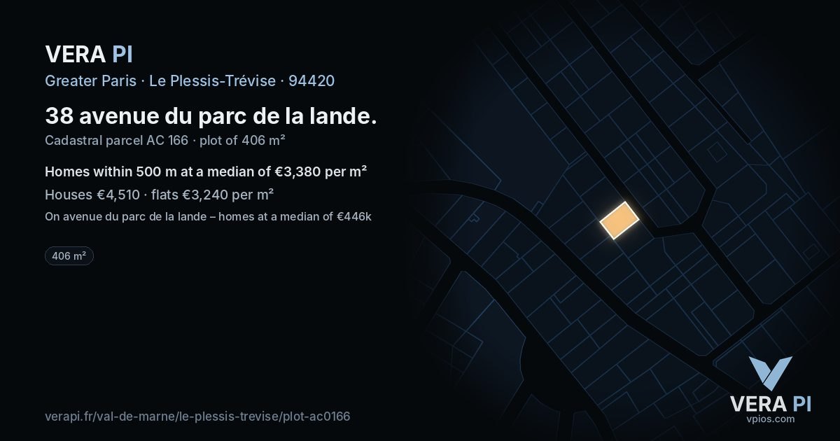 38 avenue du parc de la lande, Le Plessis-Trévise at night – the plot lit, the parcels around coloured by the prices near them