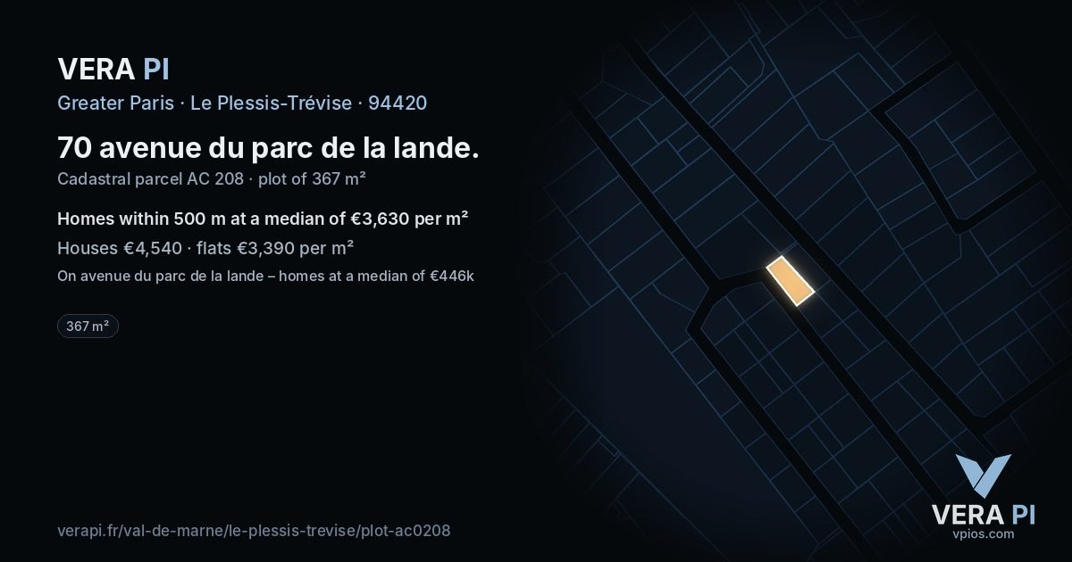 70 avenue du parc de la lande, Le Plessis-Trévise at night – the plot lit, the parcels around coloured by the prices near them