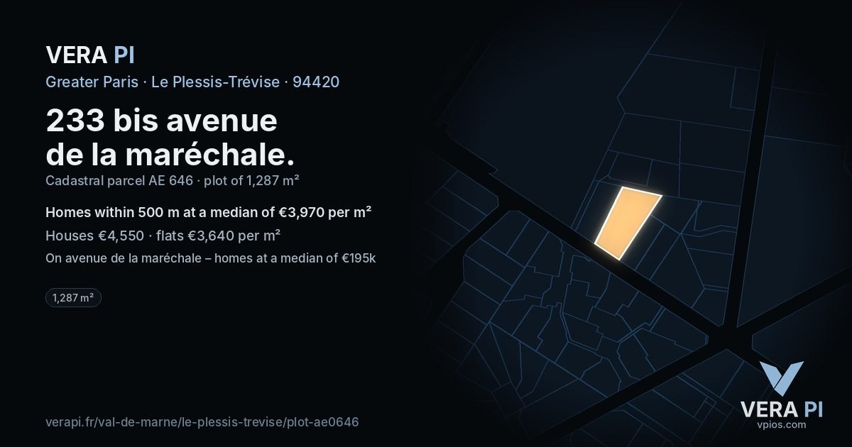 233 bis avenue de la maréchale, Le Plessis-Trévise at night – the plot lit, the parcels around coloured by the prices near them