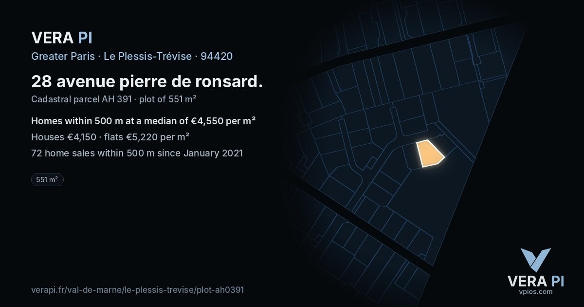 28 avenue pierre de ronsard, Le Plessis-Trévise at night – the plot lit, the parcels around coloured by the prices near them