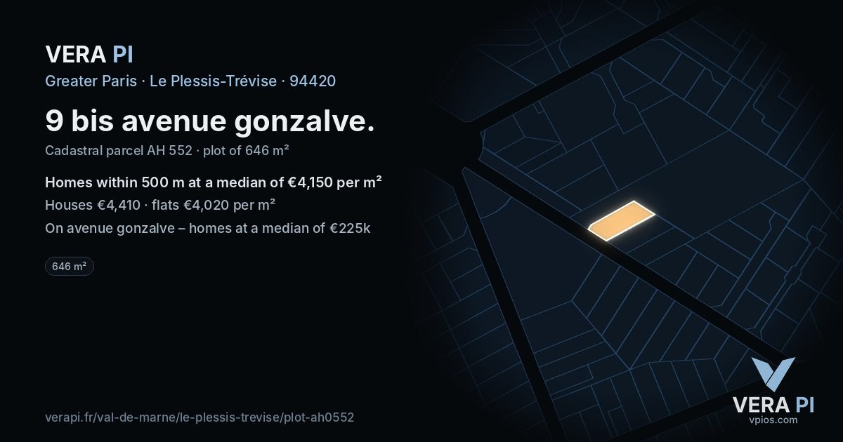 9 bis avenue gonzalve, Le Plessis-Trévise at night – the plot lit, the parcels around coloured by the prices near them