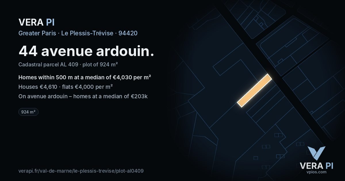 44 avenue ardouin, Le Plessis-Trévise at night – the plot lit, the parcels around coloured by the prices near them