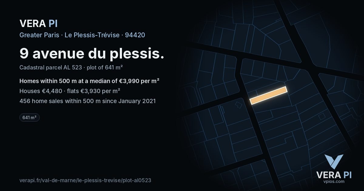 9 avenue du plessis, Le Plessis-Trévise at night – the plot lit, the parcels around coloured by the prices near them