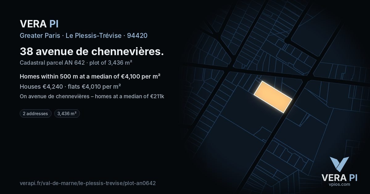 38 avenue de chennevières, Le Plessis-Trévise at night – the plot lit, the parcels around coloured by the prices near them