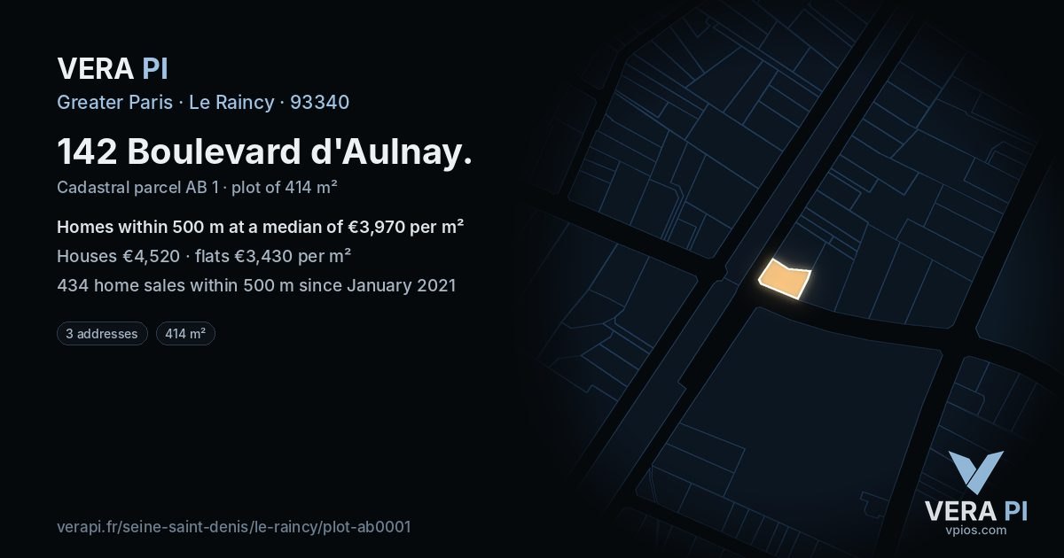 142 Boulevard d'Aulnay, Le Raincy at night – the plot lit, the parcels around coloured by the prices near them