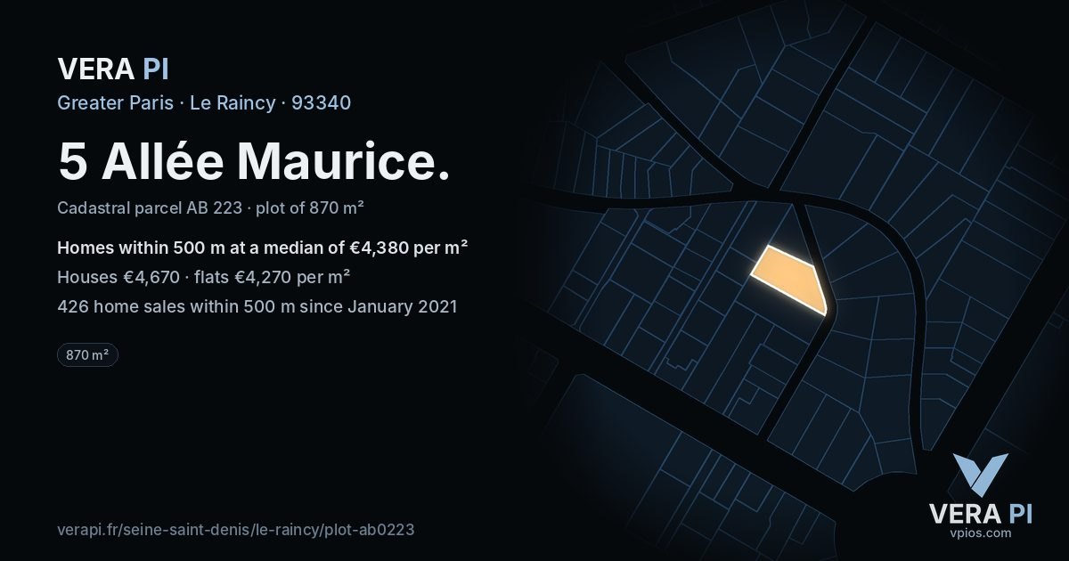 5 Allée Maurice, Le Raincy at night – the plot lit, the parcels around coloured by the prices near them