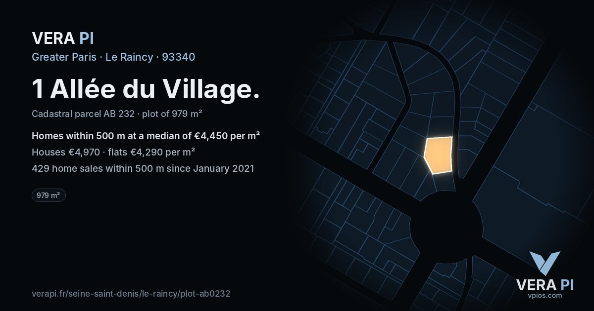 1 Allée du Village, Le Raincy at night – the plot lit, the parcels around coloured by the prices near them