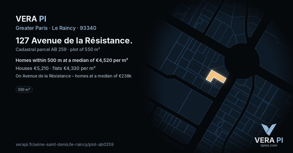 127 Avenue de la Résistance, Le Raincy at night – the plot lit, the parcels around coloured by the prices near them