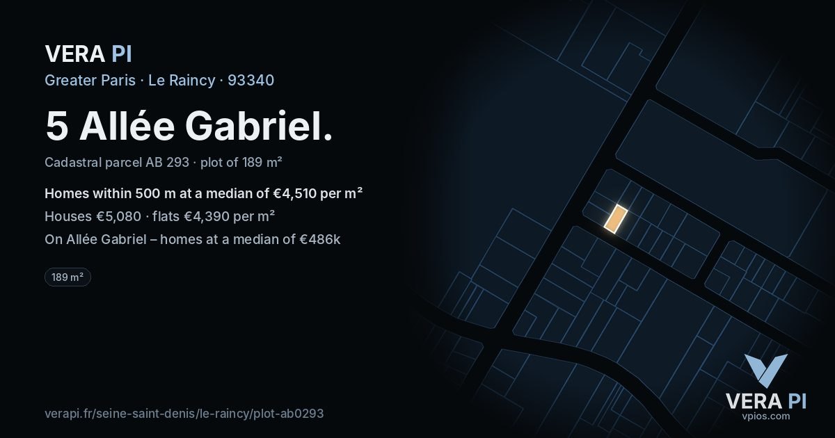 5 Allée Gabriel, Le Raincy at night – the plot lit, the parcels around coloured by the prices near them