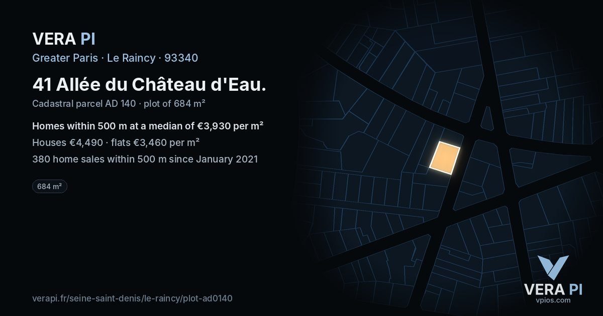 41 Allée du Château d'Eau, Le Raincy at night – the plot lit, the parcels around coloured by the prices near them