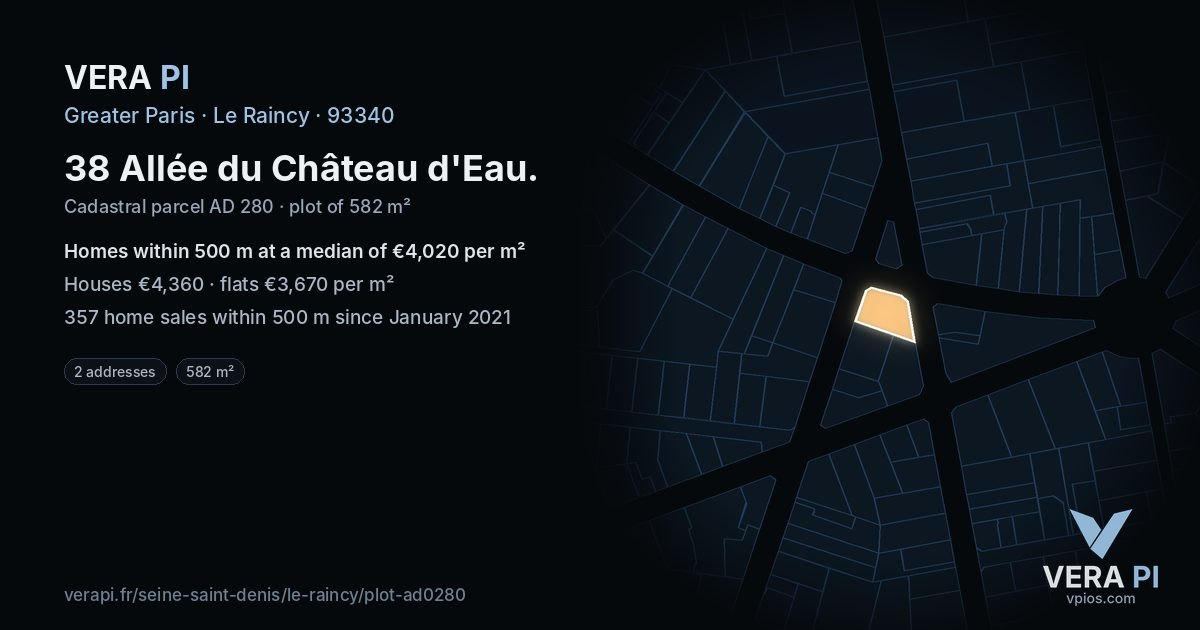 38 Allée du Château d'Eau, Le Raincy at night – the plot lit, the parcels around coloured by the prices near them