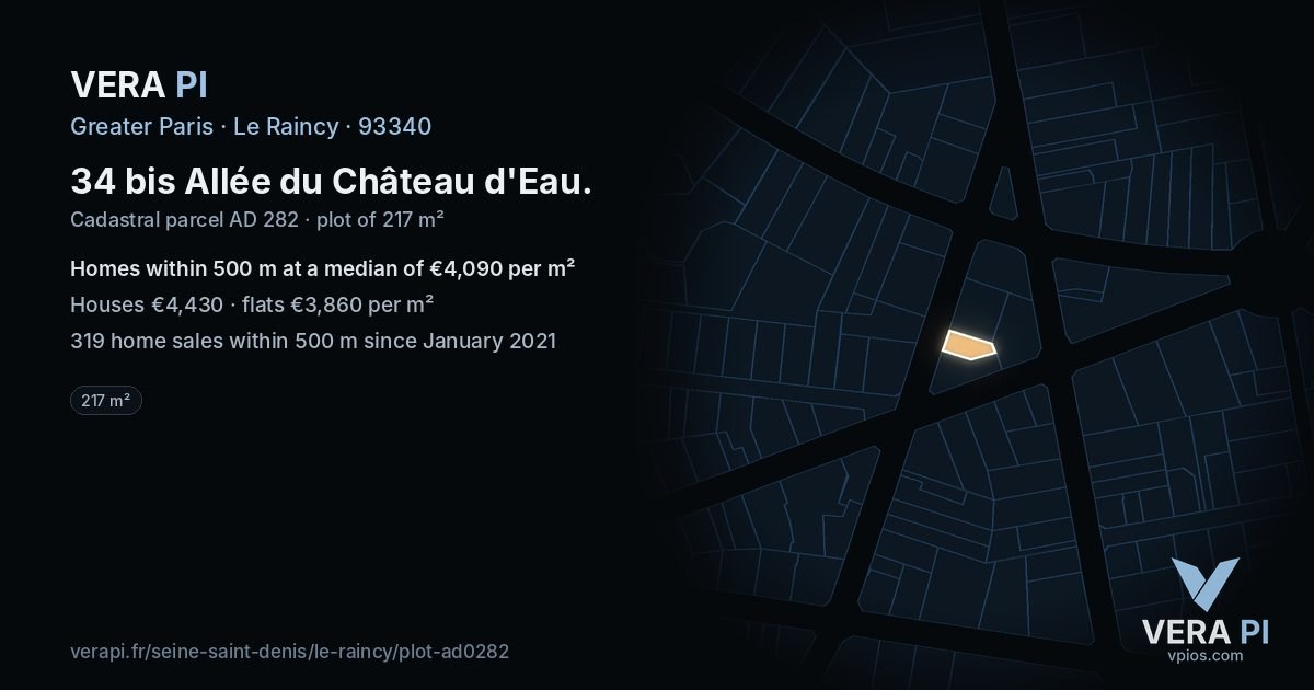 34 bis Allée du Château d'Eau, Le Raincy at night – the plot lit, the parcels around coloured by the prices near them