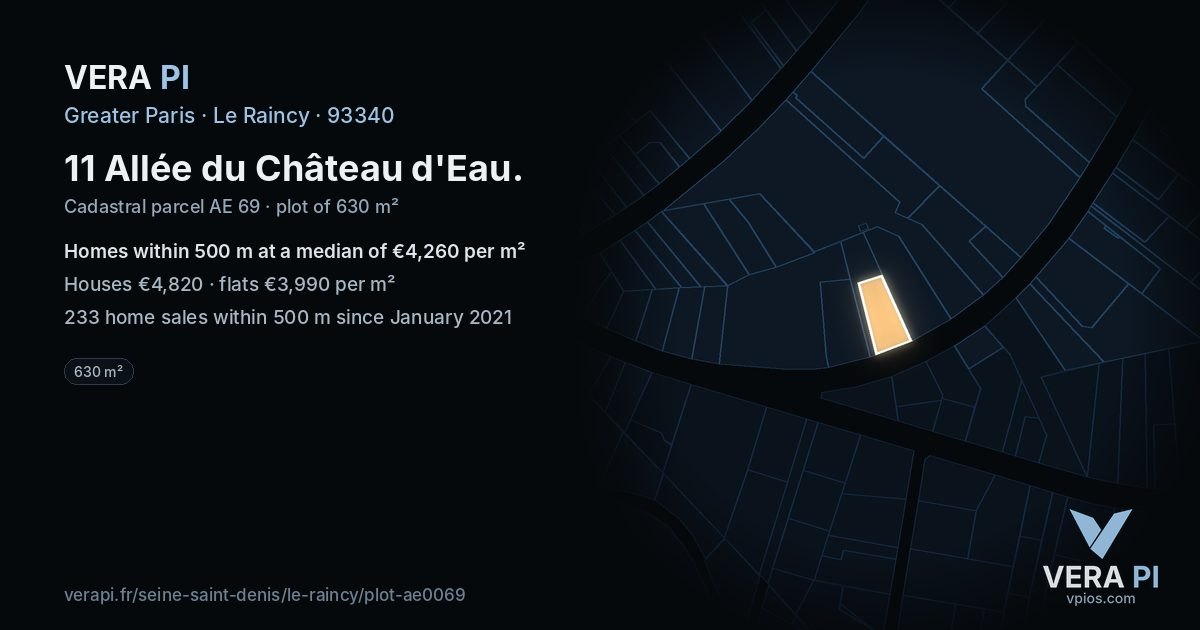11 Allée du Château d'Eau, Le Raincy at night – the plot lit, the parcels around coloured by the prices near them