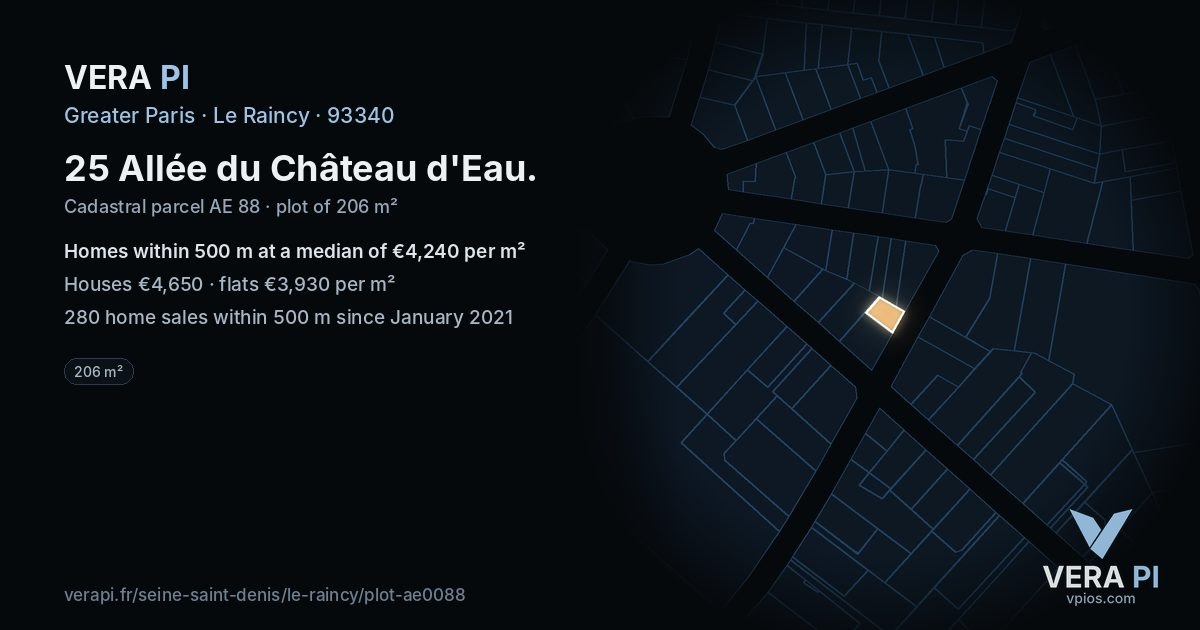 25 Allée du Château d'Eau, Le Raincy at night – the plot lit, the parcels around coloured by the prices near them