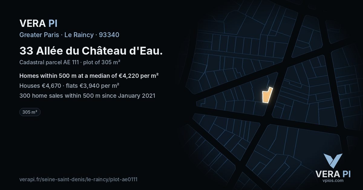 33 Allée du Château d'Eau, Le Raincy at night – the plot lit, the parcels around coloured by the prices near them