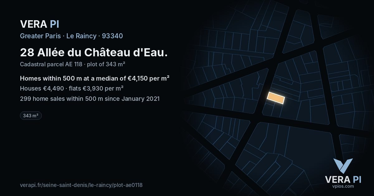 28 Allée du Château d'Eau, Le Raincy at night – the plot lit, the parcels around coloured by the prices near them