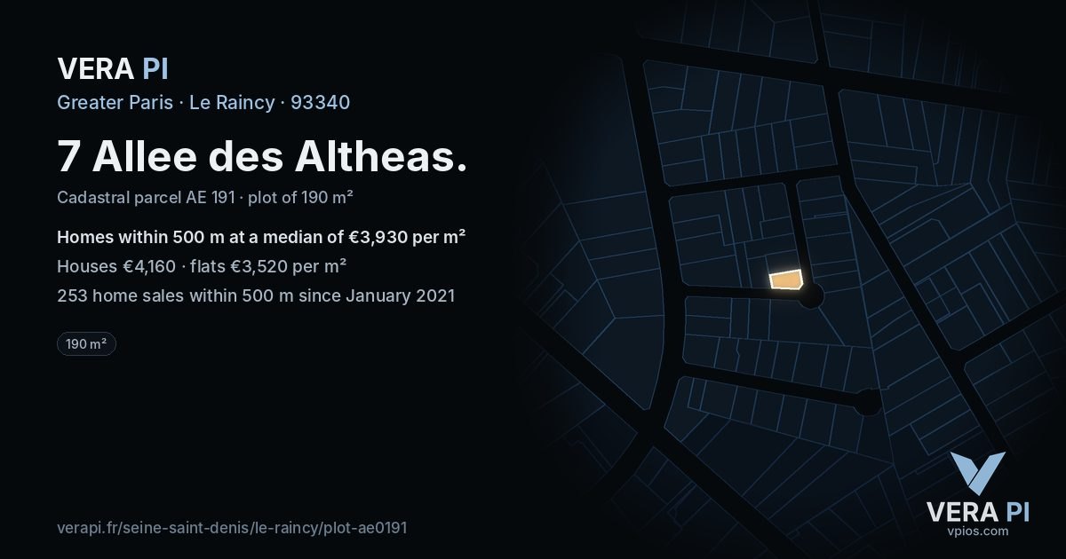 7 Allee des Altheas, Le Raincy at night – the plot lit, the parcels around coloured by the prices near them