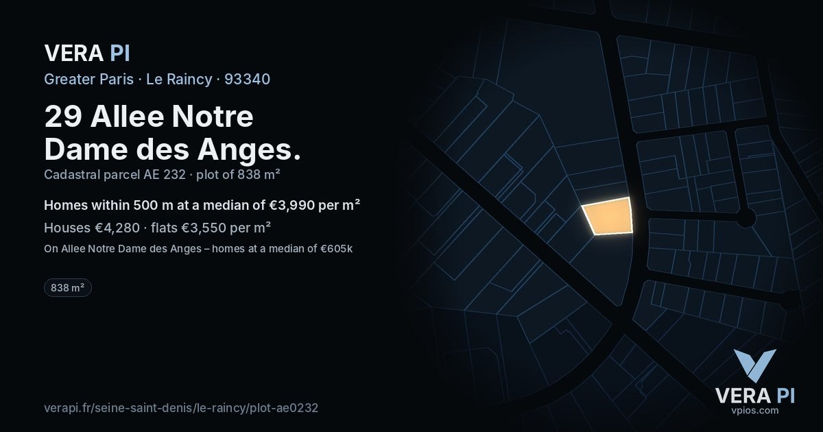 29 Allee Notre Dame des Anges, Le Raincy at night – the plot lit, the parcels around coloured by the prices near them