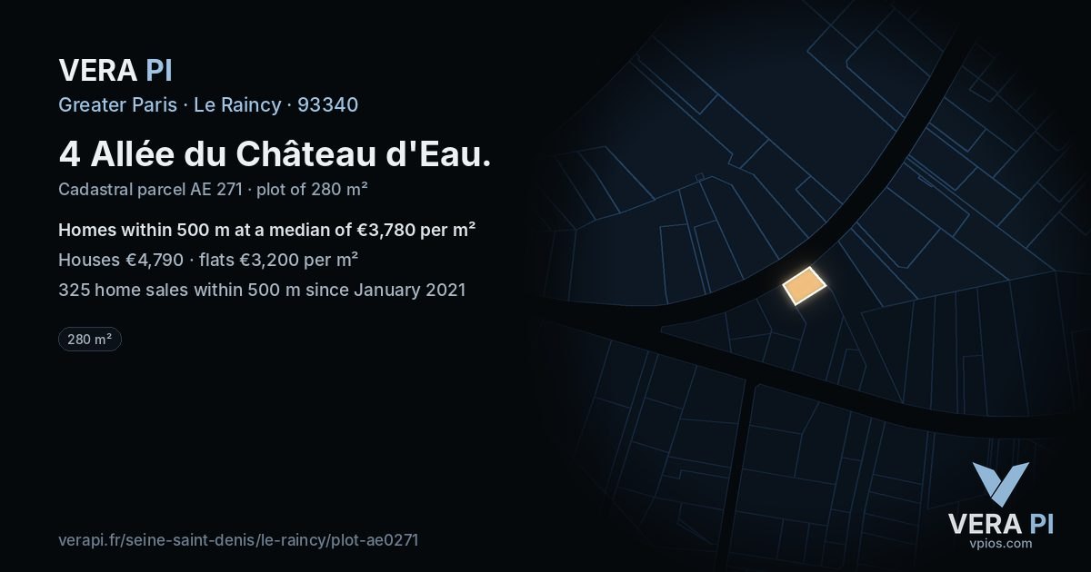 4 Allée du Château d'Eau, Le Raincy at night – the plot lit, the parcels around coloured by the prices near them