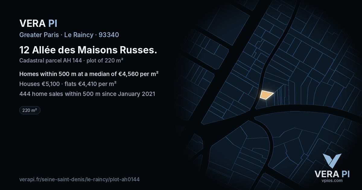 12 Allée des Maisons Russes, Le Raincy at night – the plot lit, the parcels around coloured by the prices near them