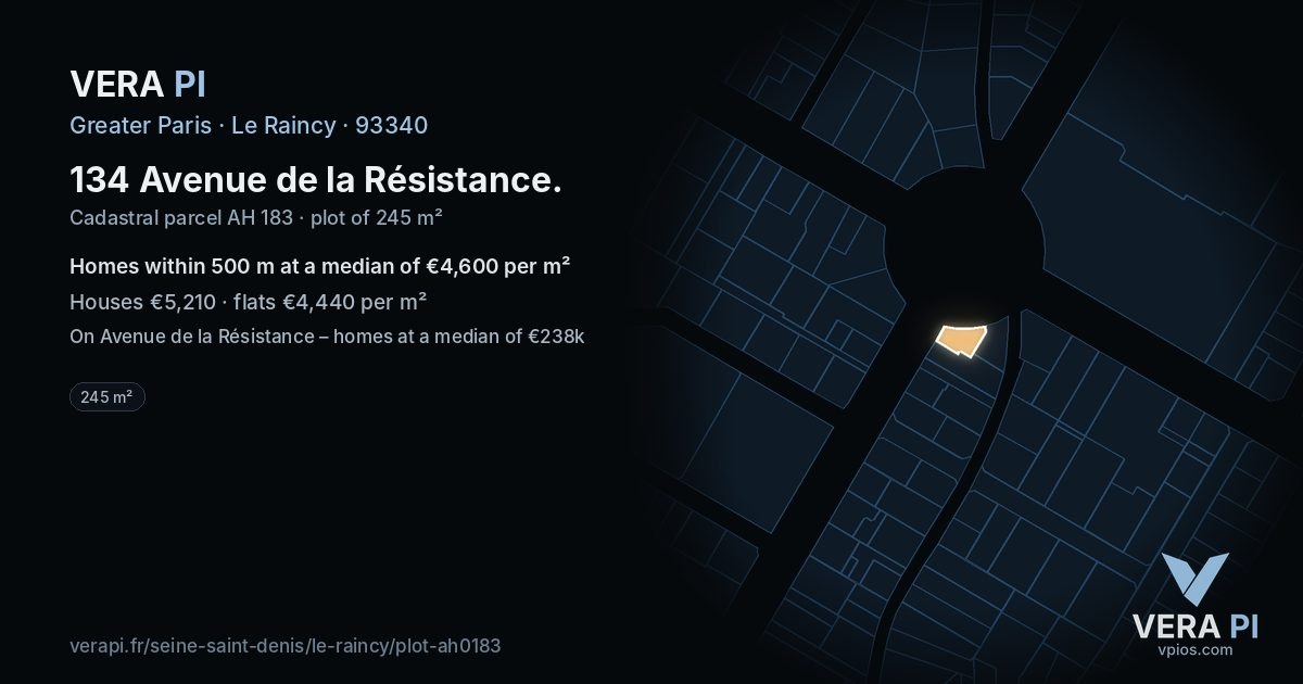 134 Avenue de la Résistance, Le Raincy at night – the plot lit, the parcels around coloured by the prices near them