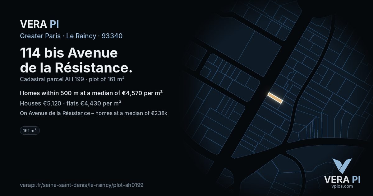 114 bis Avenue de la Résistance, Le Raincy at night – the plot lit, the parcels around coloured by the prices near them