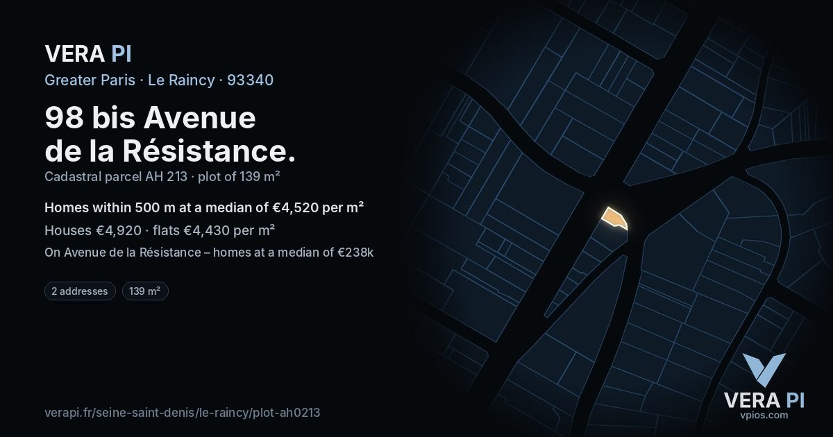 98 bis Avenue de la Résistance, Le Raincy at night – the plot lit, the parcels around coloured by the prices near them