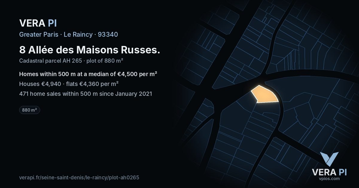 8 Allée des Maisons Russes, Le Raincy at night – the plot lit, the parcels around coloured by the prices near them