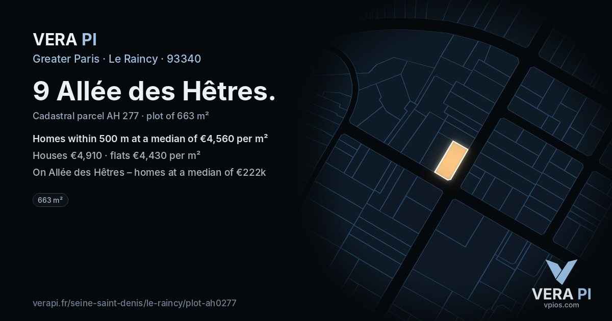 9 Allée des Hêtres, Le Raincy at night – the plot lit, the parcels around coloured by the prices near them