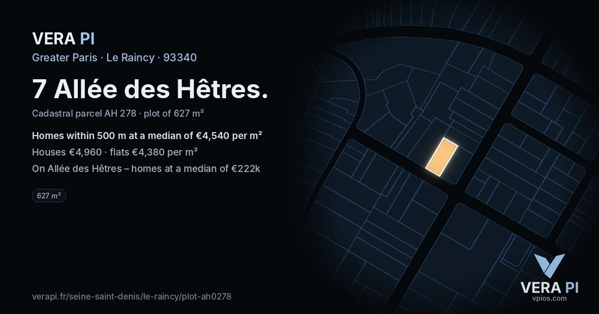 7 Allée des Hêtres, Le Raincy at night – the plot lit, the parcels around coloured by the prices near them