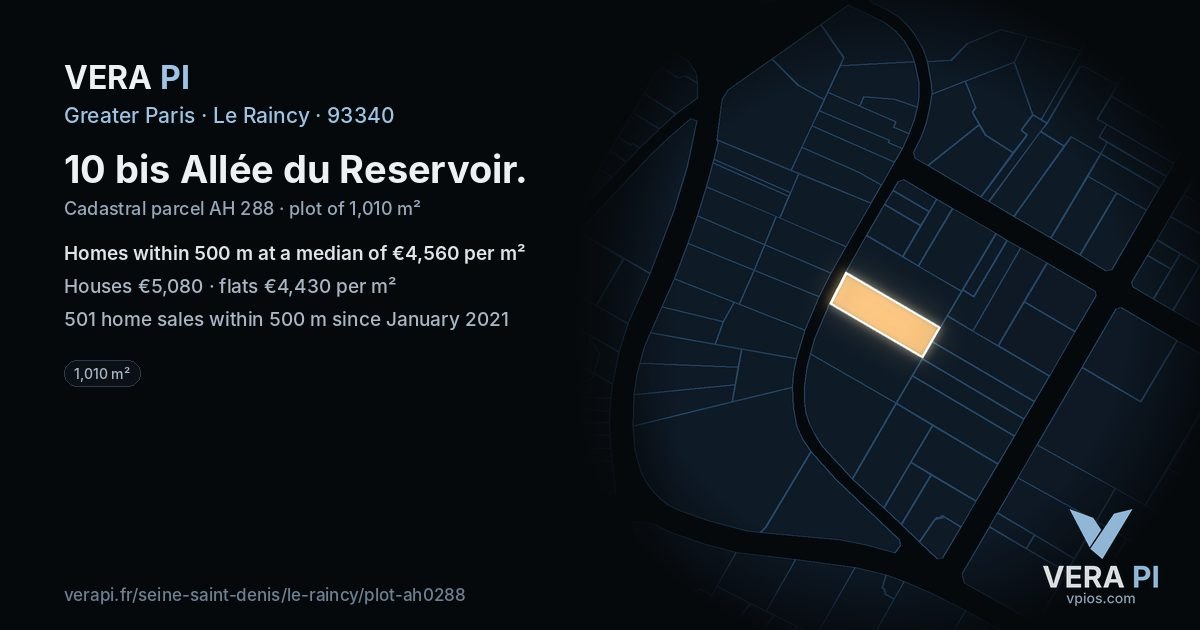 10 bis Allée du Reservoir, Le Raincy at night – the plot lit, the parcels around coloured by the prices near them