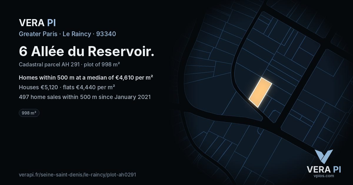 6 Allée du Reservoir, Le Raincy at night – the plot lit, the parcels around coloured by the prices near them