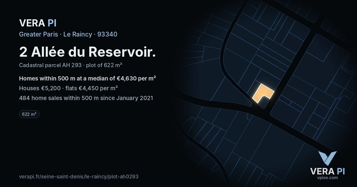 2 Allée du Reservoir, Le Raincy at night – the plot lit, the parcels around coloured by the prices near them