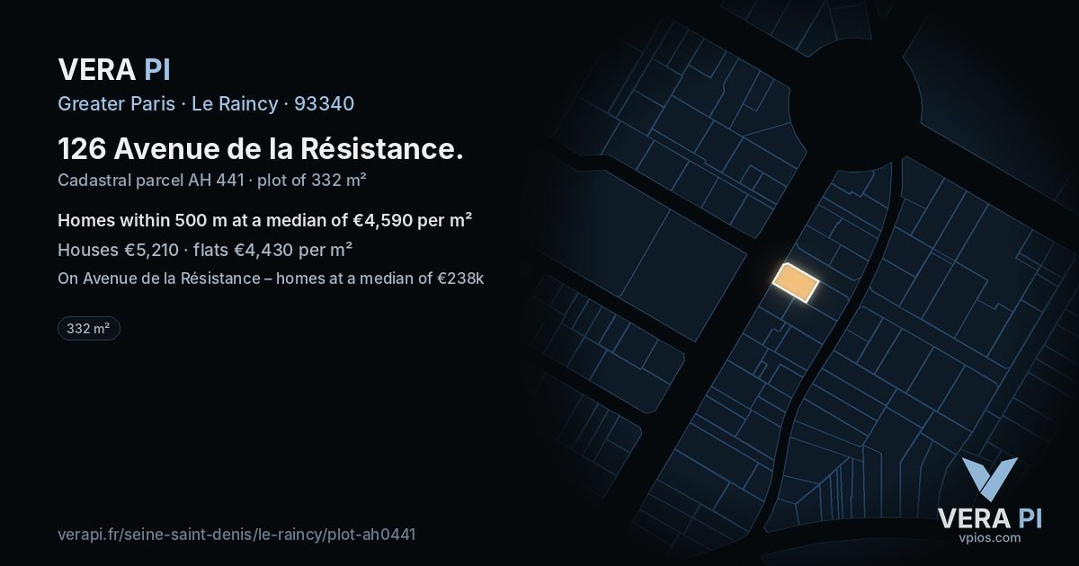 126 Avenue de la Résistance, Le Raincy at night – the plot lit, the parcels around coloured by the prices near them