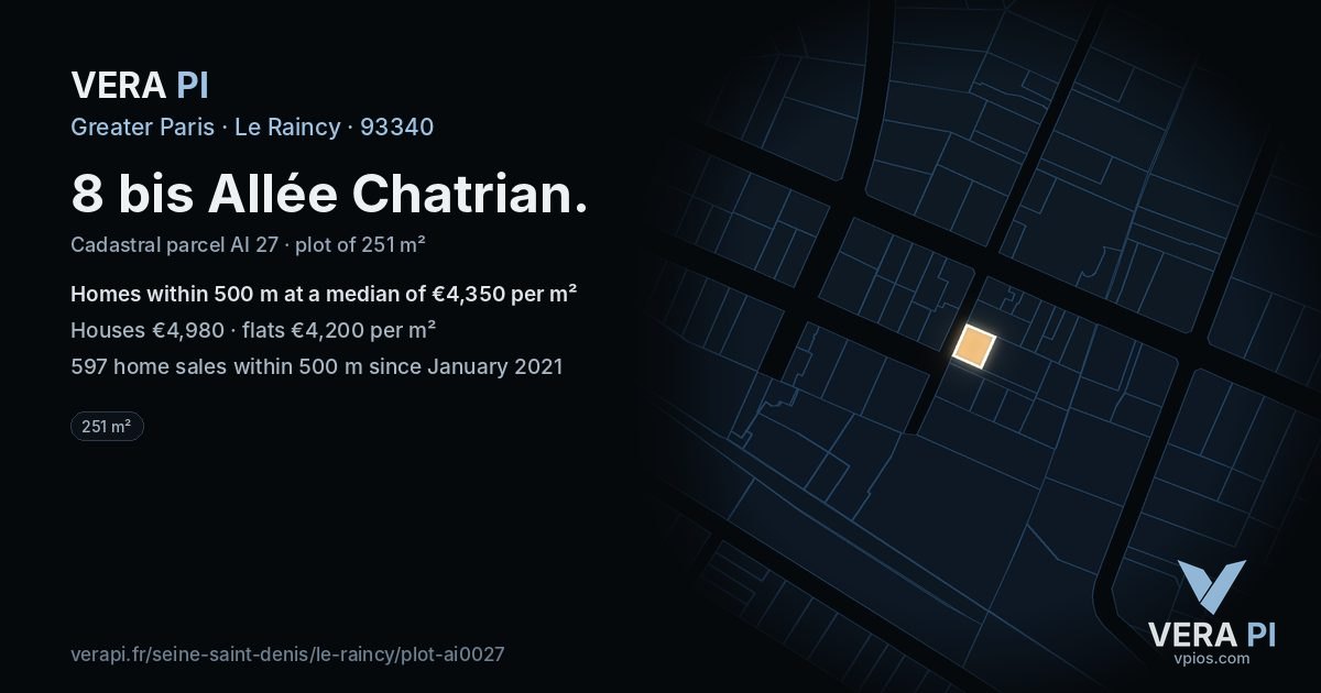 8 bis Allée Chatrian, Le Raincy at night – the plot lit, the parcels around coloured by the prices near them