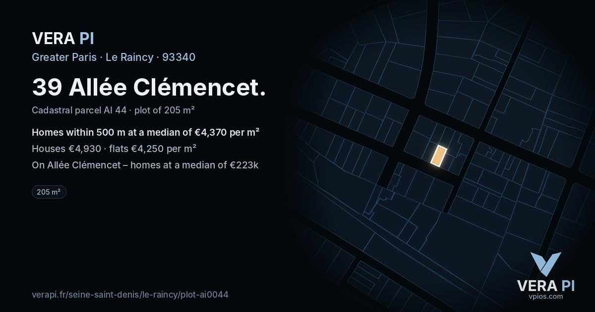 39 Allée Clémencet, Le Raincy at night – the plot lit, the parcels around coloured by the prices near them
