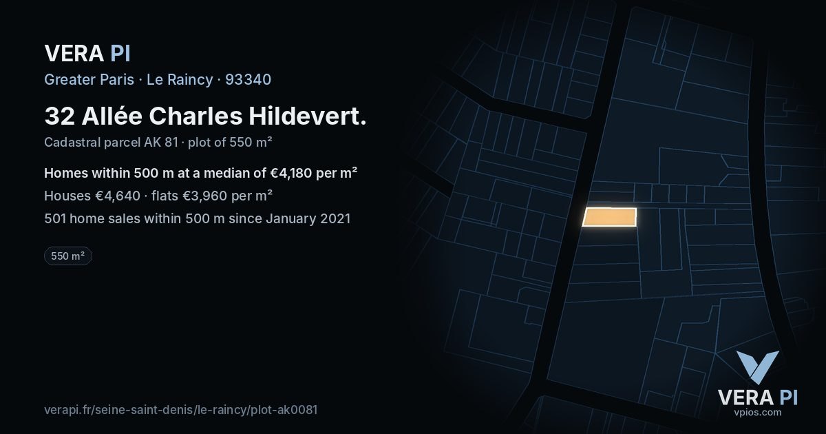 32 Allée Charles Hildevert, Le Raincy at night – the plot lit, the parcels around coloured by the prices near them