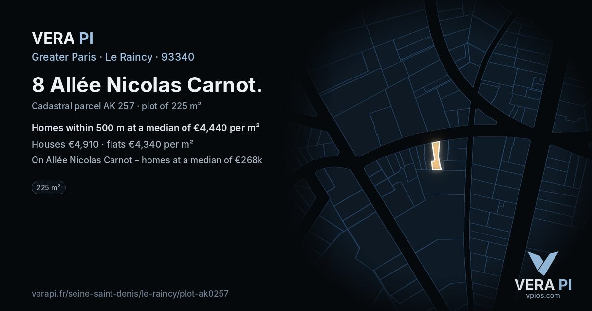 8 Allée Nicolas Carnot, Le Raincy at night – the plot lit, the parcels around coloured by the prices near them