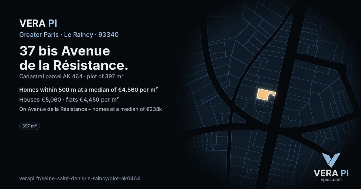 37 bis Avenue de la Résistance, Le Raincy at night – the plot lit, the parcels around coloured by the prices near them