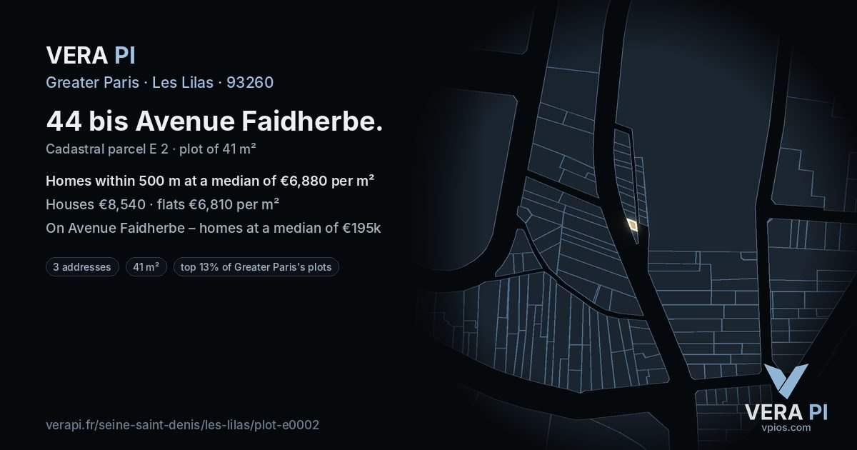 44 bis Avenue Faidherbe, Les Lilas at night – the plot lit, the parcels around coloured by the prices near them