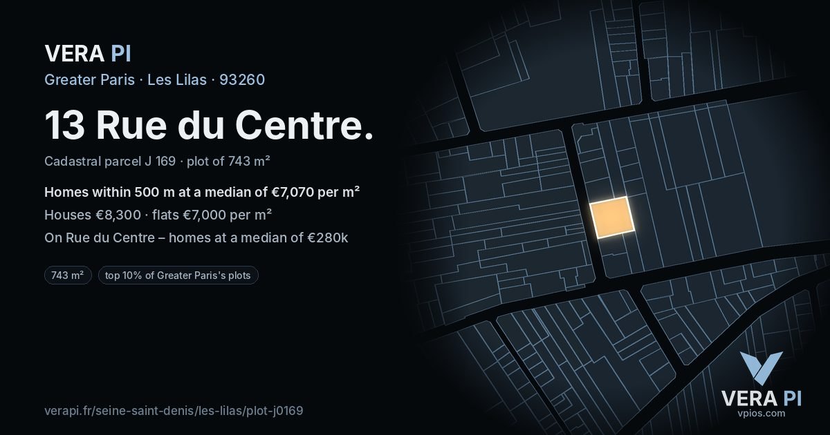 13 Rue du Centre, Les Lilas at night – the plot lit, the parcels around coloured by the prices near them