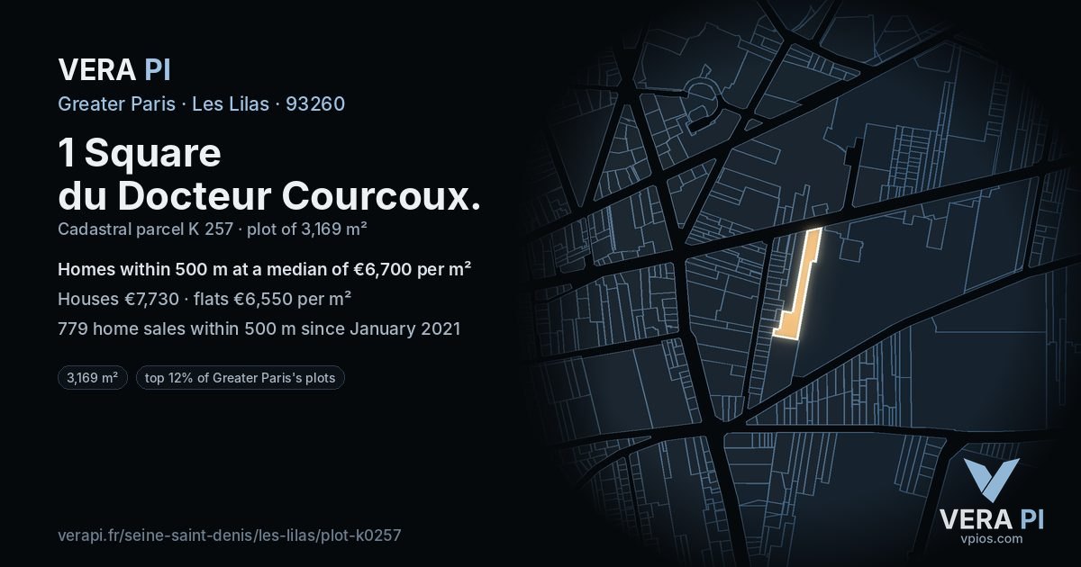 1 Square du Docteur Courcoux, Les Lilas at night – the plot lit, the parcels around coloured by the prices near them