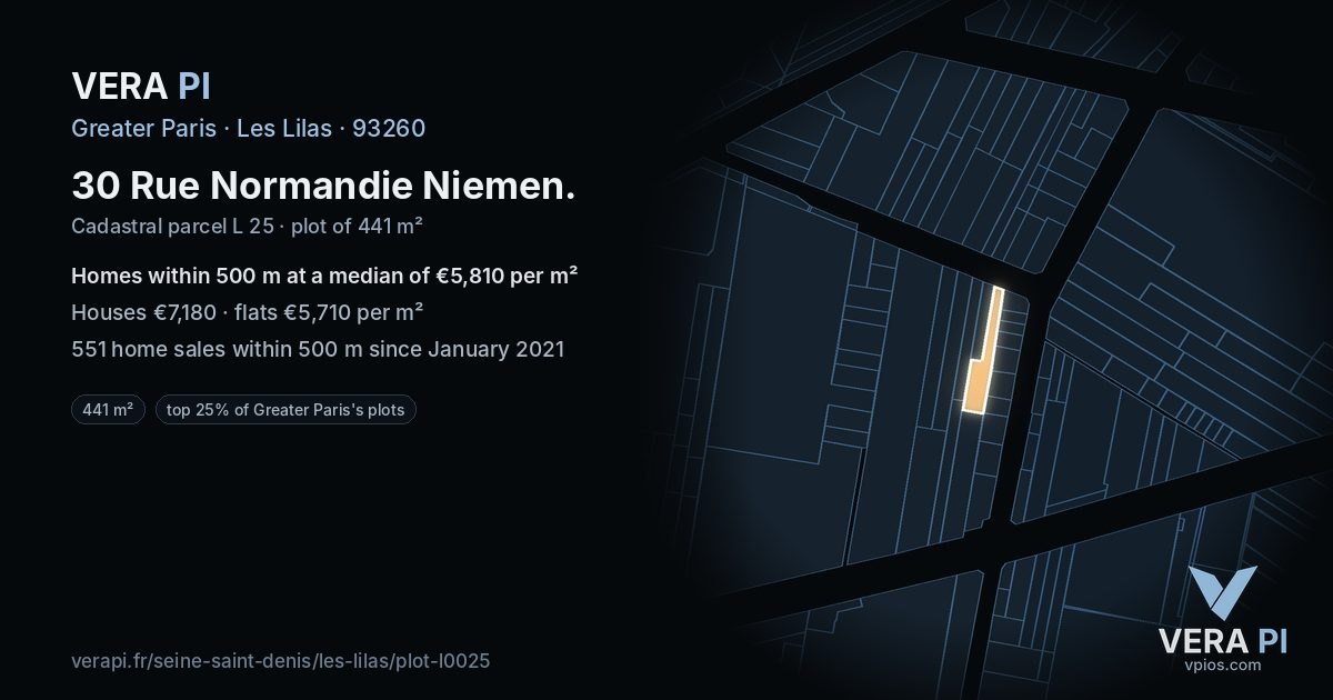 30 Rue Normandie Niemen, Les Lilas at night – the plot lit, the parcels around coloured by the prices near them
